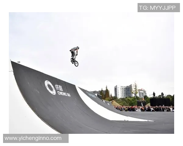 成都极限运动队配合问题引发热议各方观点交锋探讨团队协作的重要性