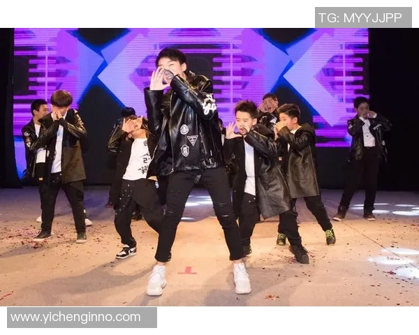 街舞热潮来袭:深圳街舞队的速度与激情全景揭秘 街舞热潮来袭:深圳街舞队的速度与激情全景揭秘