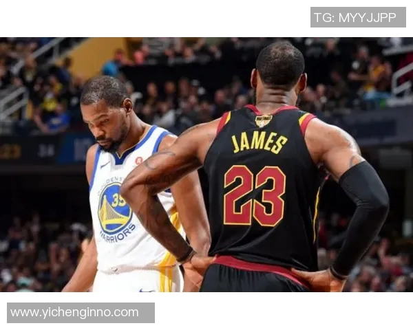 勇士与骑士首场对决精彩回顾与赛后分析 勇士与骑士首场对决精彩回顾与赛后分析