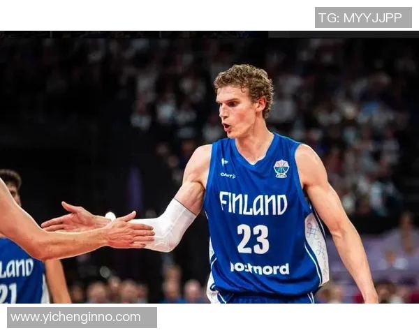 劳里马尔卡宁的崛起之路:从新秀到全明星的华丽转变 劳里马尔卡宁的崛起之路:从新秀到全明星的华丽转变