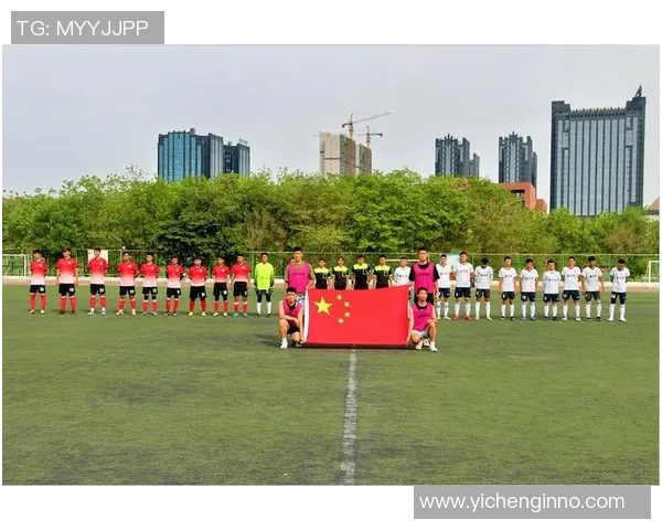 越南与朝鲜上半场较量精彩纷呈双方争夺激烈展现足球魅力