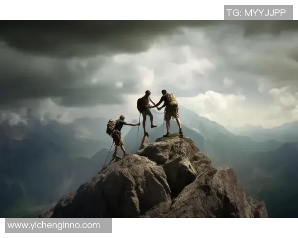 重庆攀岩队的控制之道：深度解析攀岩技术与团队协作的完美结合