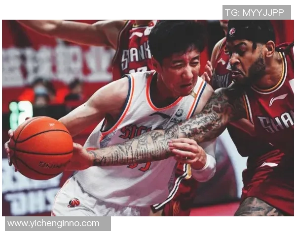 扎克拉文领衔公牛队重返季后赛的希望与挑战分析 扎克拉文领衔公牛队重返季后赛的希望与挑战分析